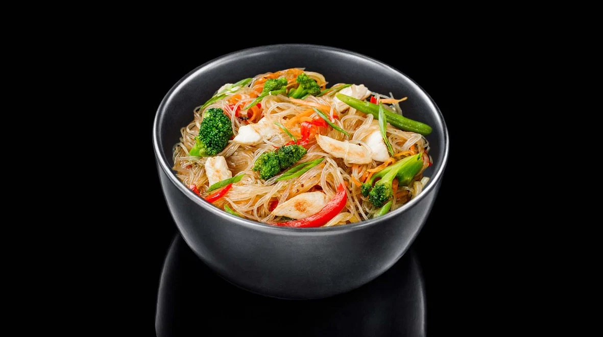 Страва Локшина рисова з куркою меню EatSushi в Черкасах Локшина рисова з куркою меню EatSushi в Черкасах