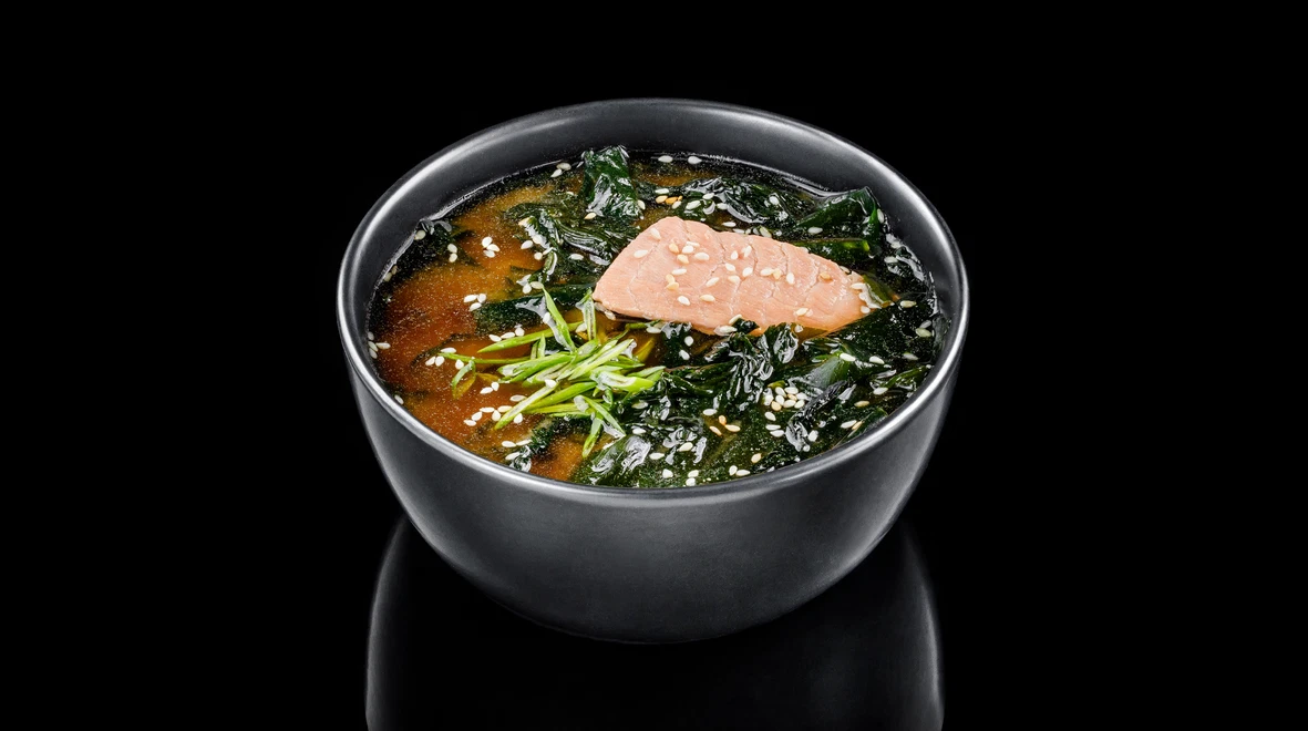 Страва Місо суп з лососем меню EatSushi в Луцьку Місо суп з лососем меню EatSushi в Луцьку