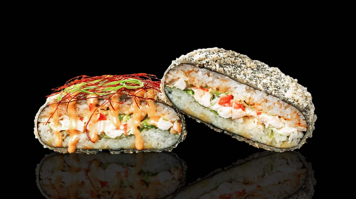 Страва Суші бургер з куркою меню EatSushi в Борисполі Суші бургер з куркою меню EatSushi в Борисполі
